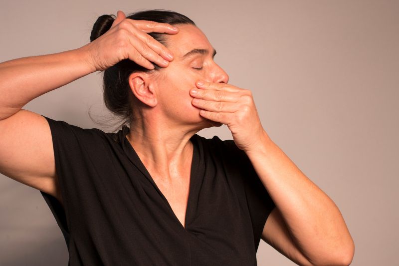 mireia-orozco-masaje-intrabucal